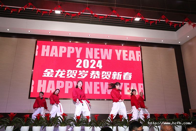 17069285804852726d8r.jpg 17.jpg