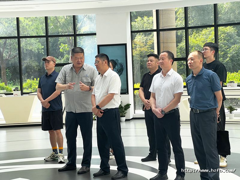 1723688603954650Cj14.jpg 1封面.jpg